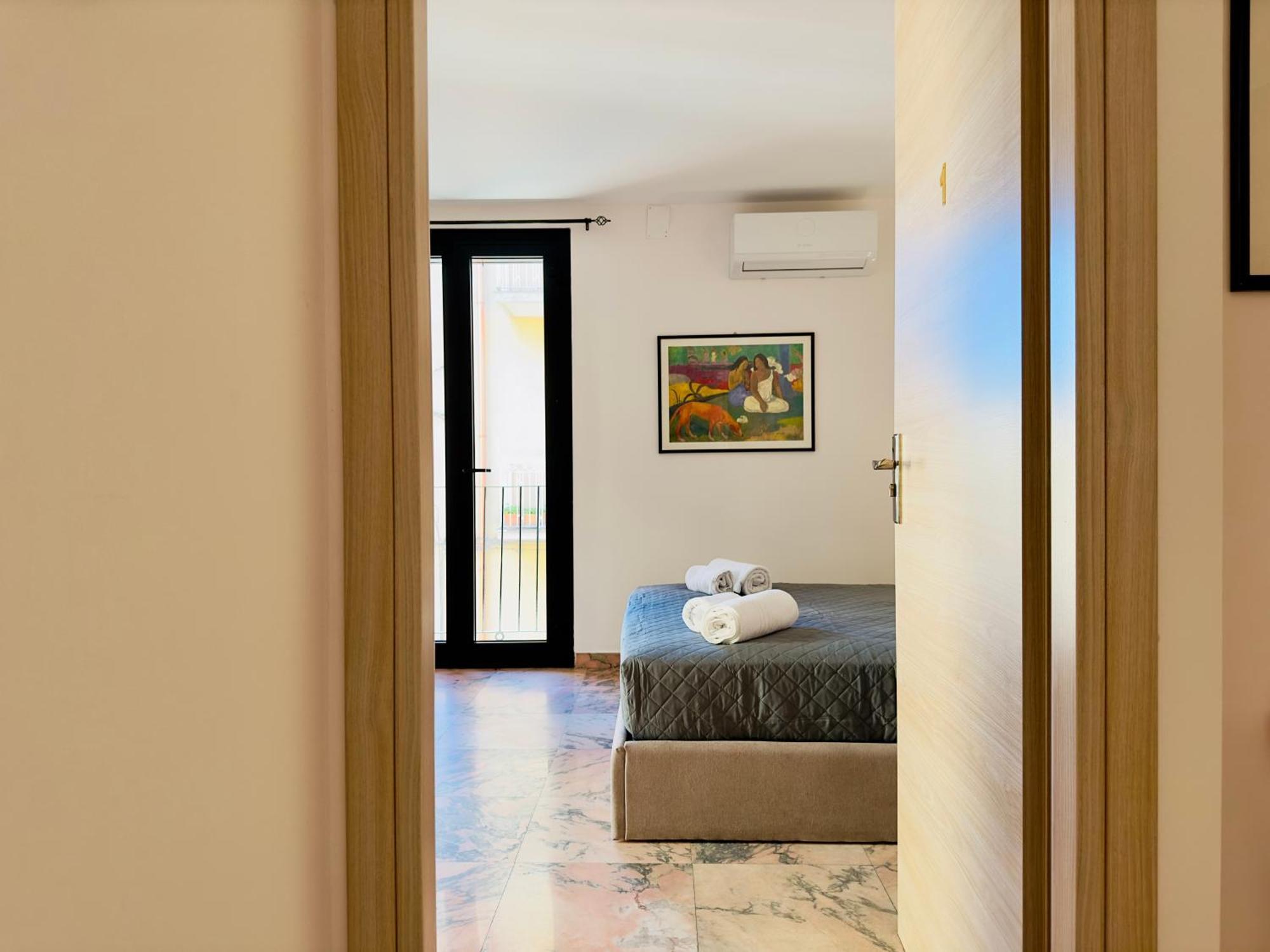 Unique Rooms In Centro Citta Bagno Privato E Climatizzatore Ragusa Exterior foto